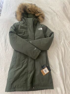 NWT The North Face Arctic Down Parka